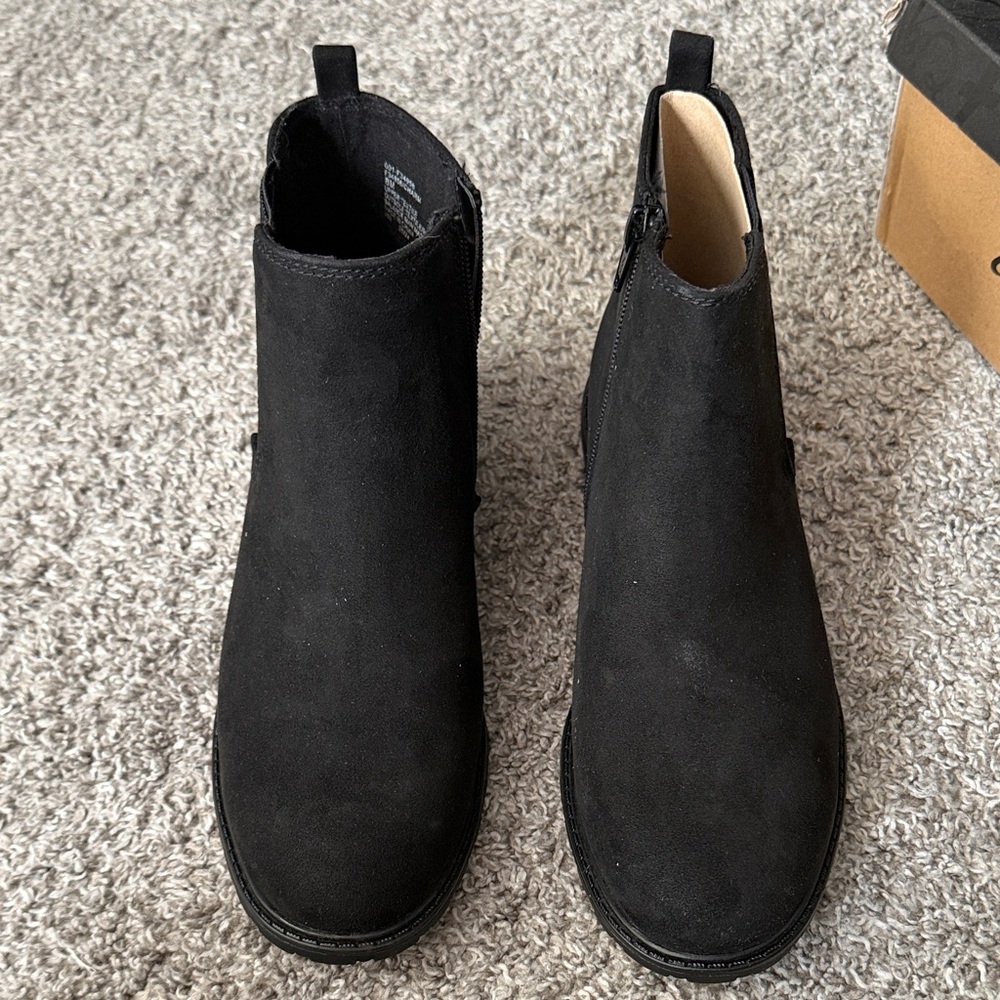 Elegant Black Ankle Booties